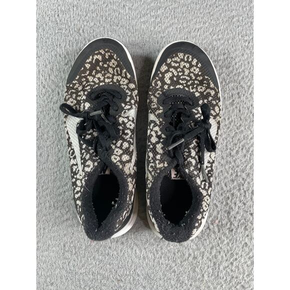 Nike Shoes Kids Size 4 Womens Size 5.5 Black Sneakers Animal Print 794882-001 - Picture 2 of 6